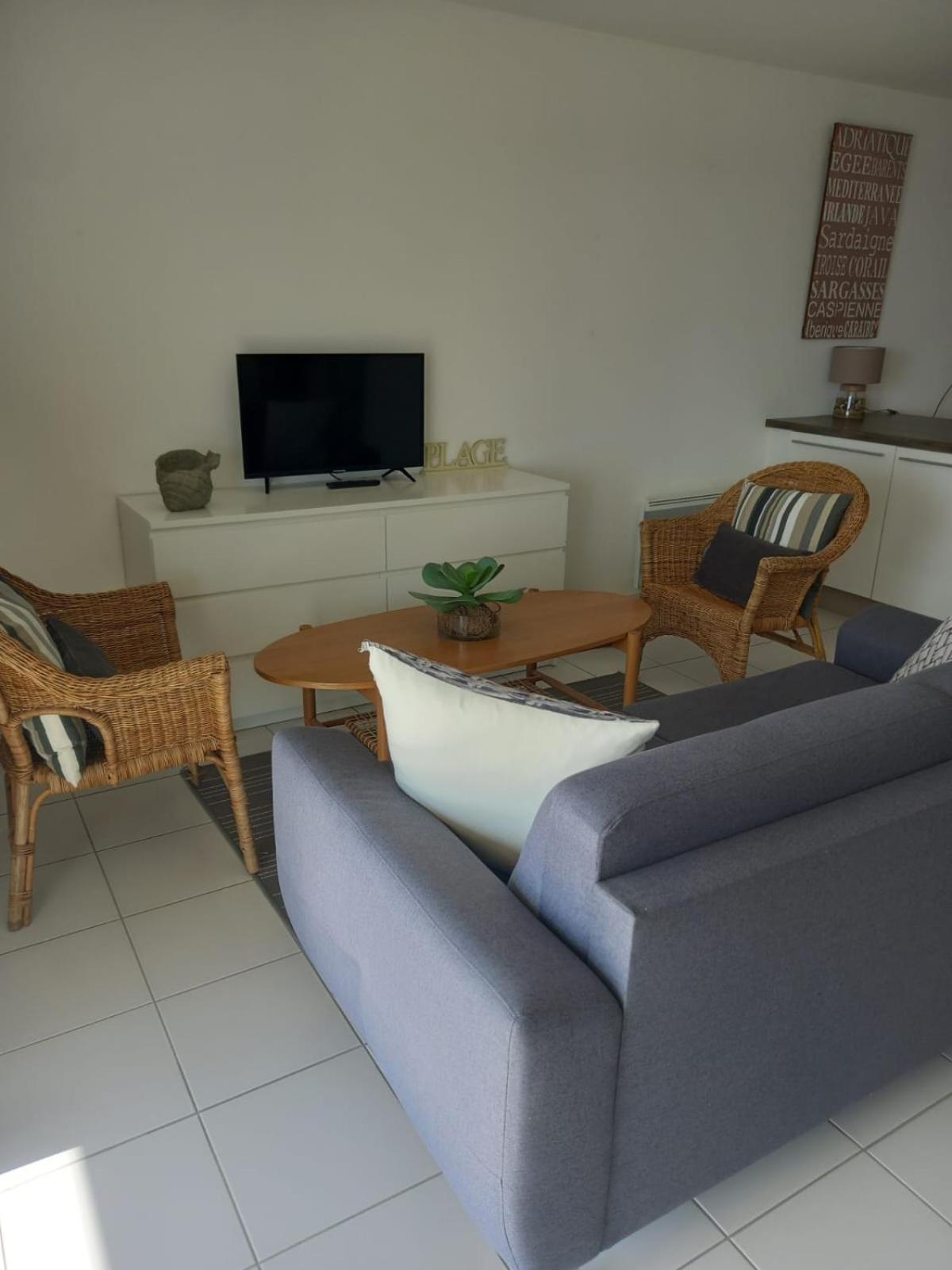 Ferienwohnung Reve Bleu - Vue Mer Exceptionnelle - Wifi - Draps Et Serviettes Inclus - Balcon Avec Mobilier De Jardin Penmarcʼh Exterior foto